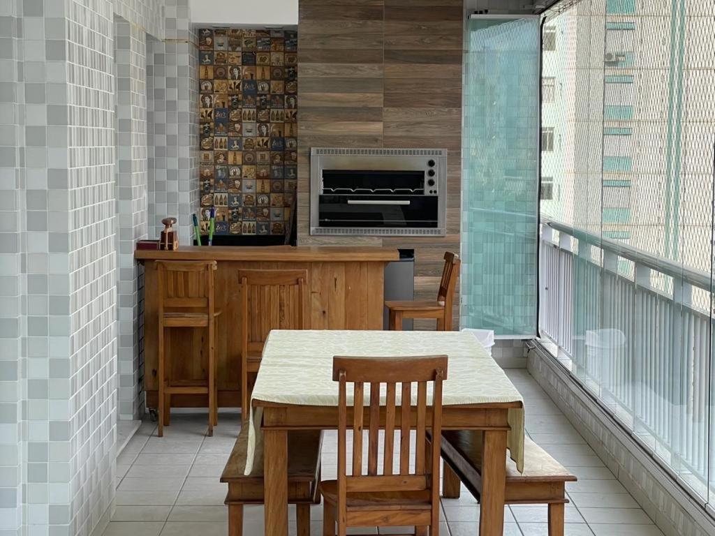 Lindo Apartamento A 50 Metros Da Praia Guaruja Exterior photo